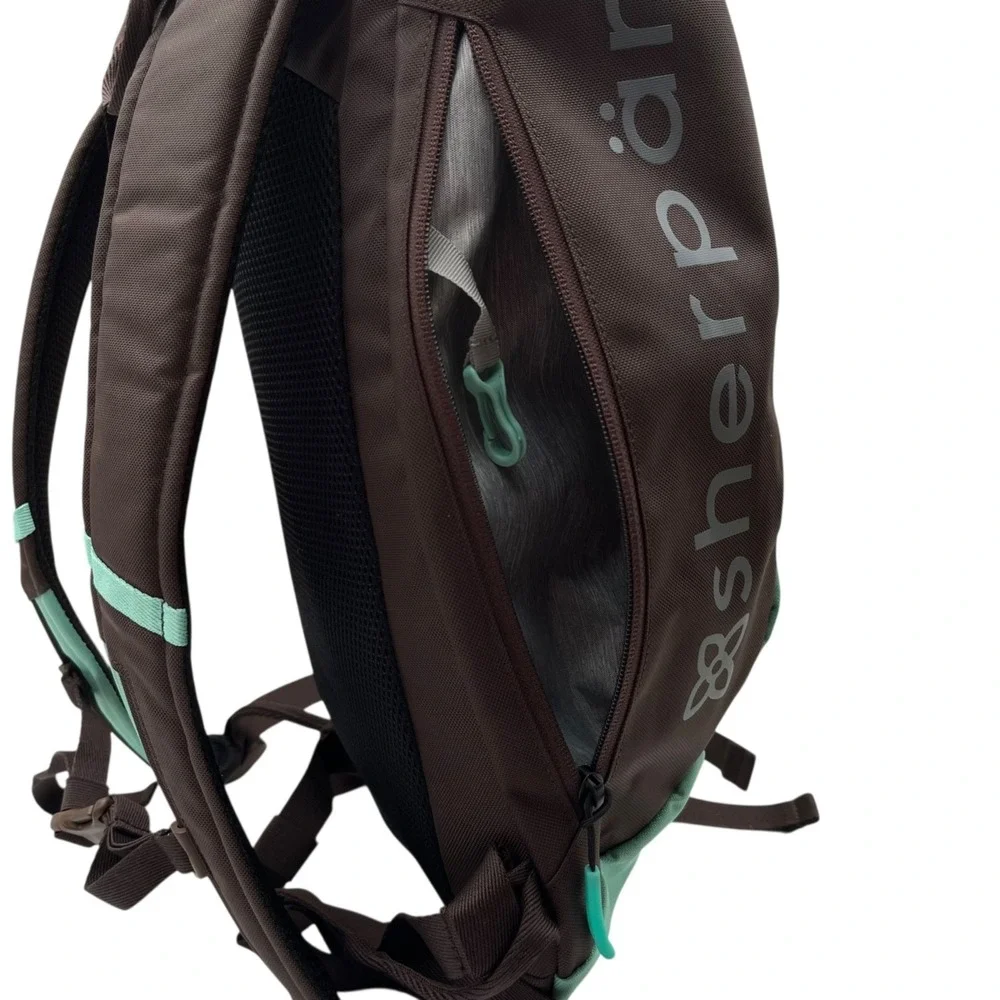 Sherpani Womens Switch 15L Hiking Outdoor Backpack Seagreen Fits 13 Inch Laptop‎